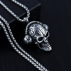 Skull headset + titanium steel chain