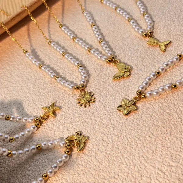 Wholesale PVD Coated Real Gold Plated 18K Gold Sun Star Butterfly 304 Stainless Steel Elegant Waterproof Non Tarnish 304 Stainless Steel Pendant Necklace