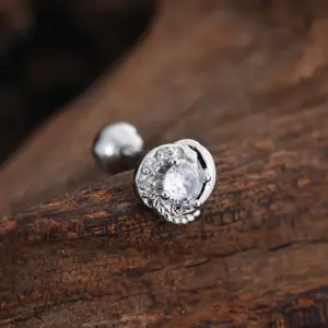 3449 Silver / Ear Studs