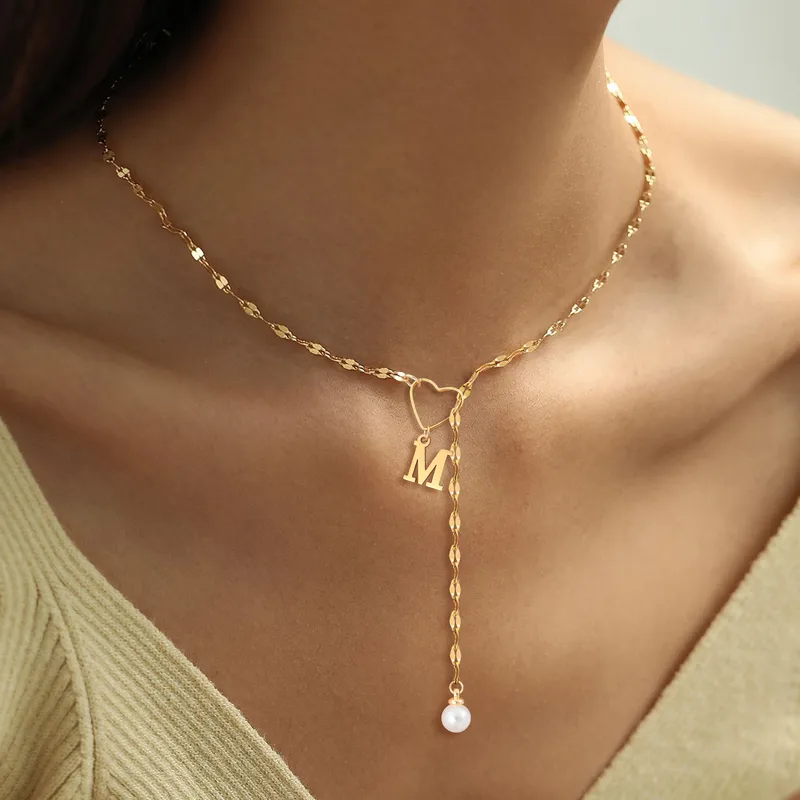 Wholesale PVD Coated Real Gold Plated Letter Heart Shape 201 Stainless Steel 304 Stainless Steel Artificial Pearl Elegant Simple Style Classic Style W