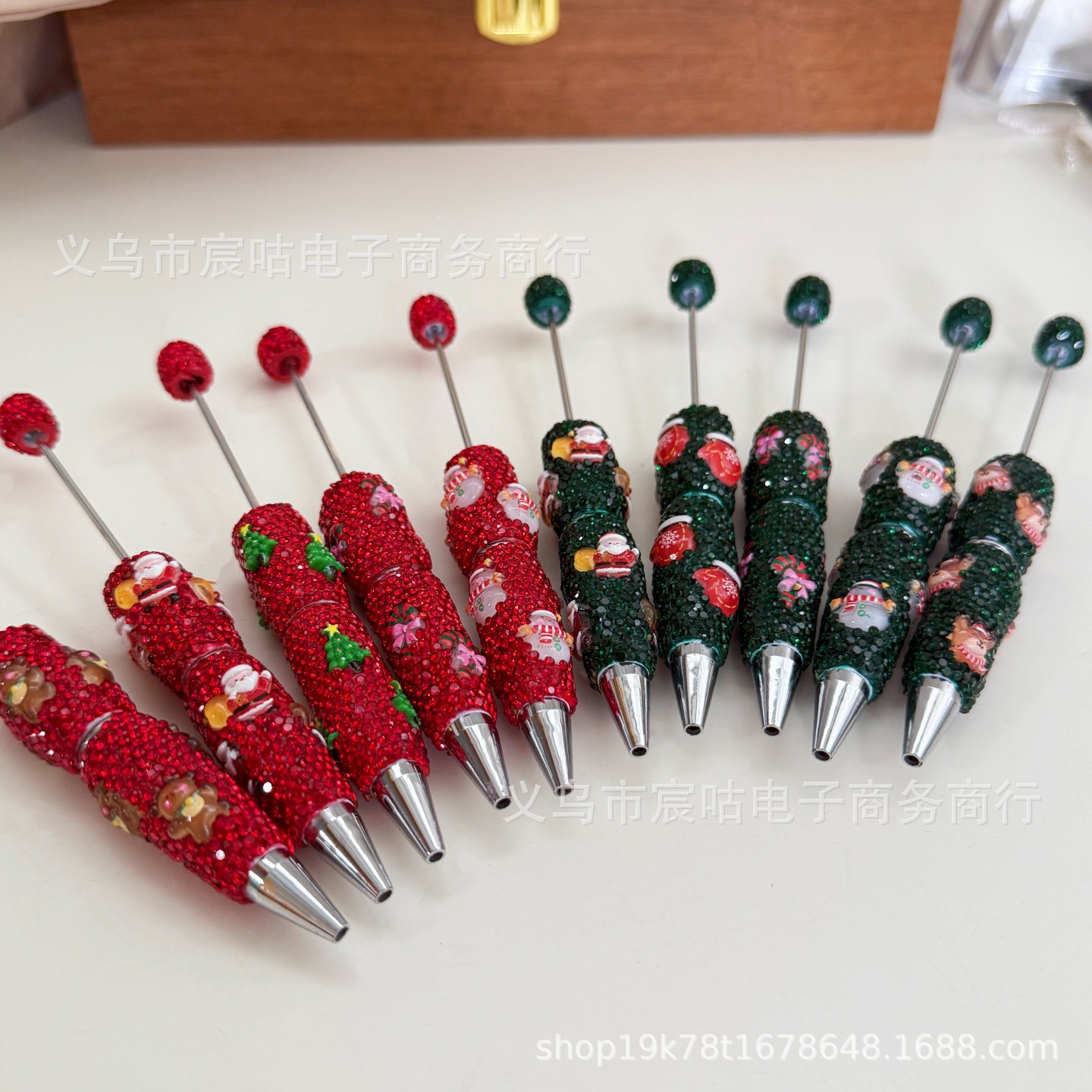 Wholesale Two-tone Christmas rhinestone ballint pen