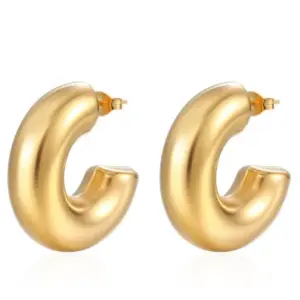 E132-Large C- Shaped Hollow Gold