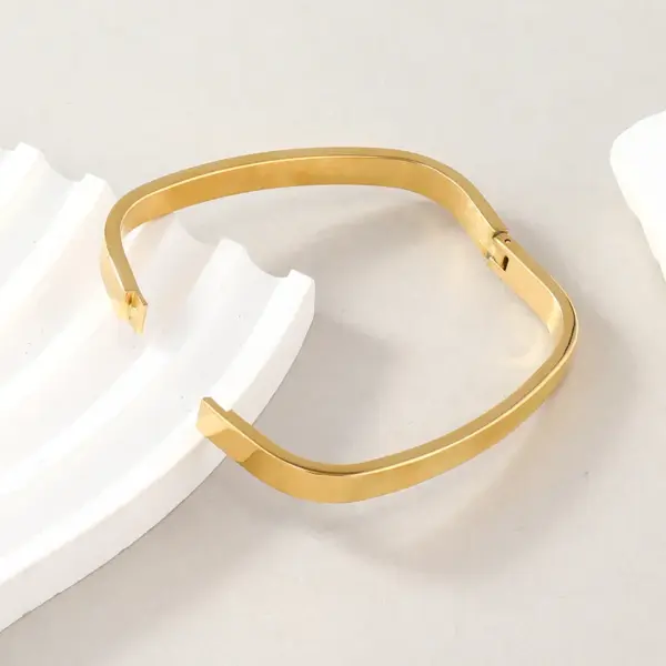 Wholesale Stainless Steel Simple Style Square Solid Color Plating Bangle