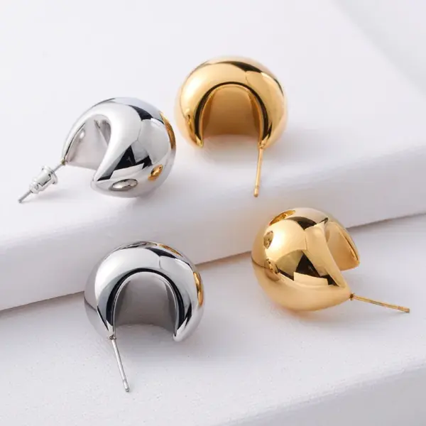 Wholesale 1 Pair Simple Style Solid Color Plating Titanium Steel Gold Plated Ear Studs