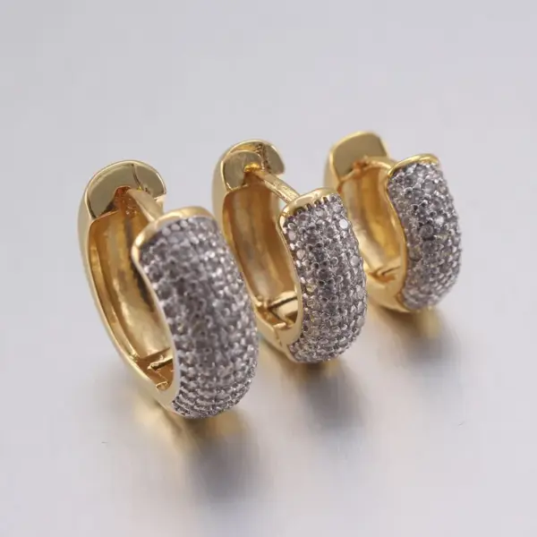 Wholesale Simple Style Circle Copper Zircon 18K Gold Plated Earrings
