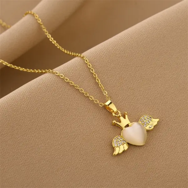 Wholesale Real Gold Plated Heart Shape Wings 304 Stainless Steel Fashion Waterproof Non Tarnish Necklace