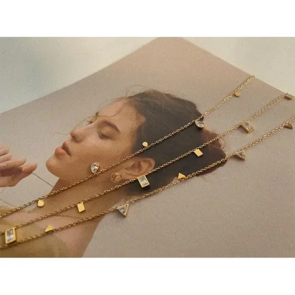 Wholesale Jewelry Fashion Geometric 201 Stainless Steel Zircon Gold Plated Stainless Steel Necklaces