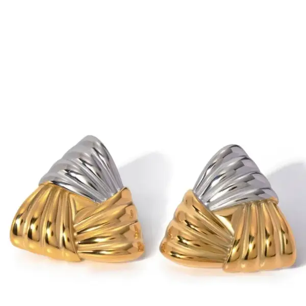 Wholesale PVD Coated 18K Gold Plated Real Gold Plated Triangle 304 Stainless Steel Basic Modern Style Classic Style Waterproof Non Tarnish Ear Studs
