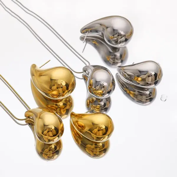 Wholesale PVD Coated 18K Gold Real Gold Plated Water Droplets 304 Stainless Steel Retro Waterproof Non Tarnish Ear Studs