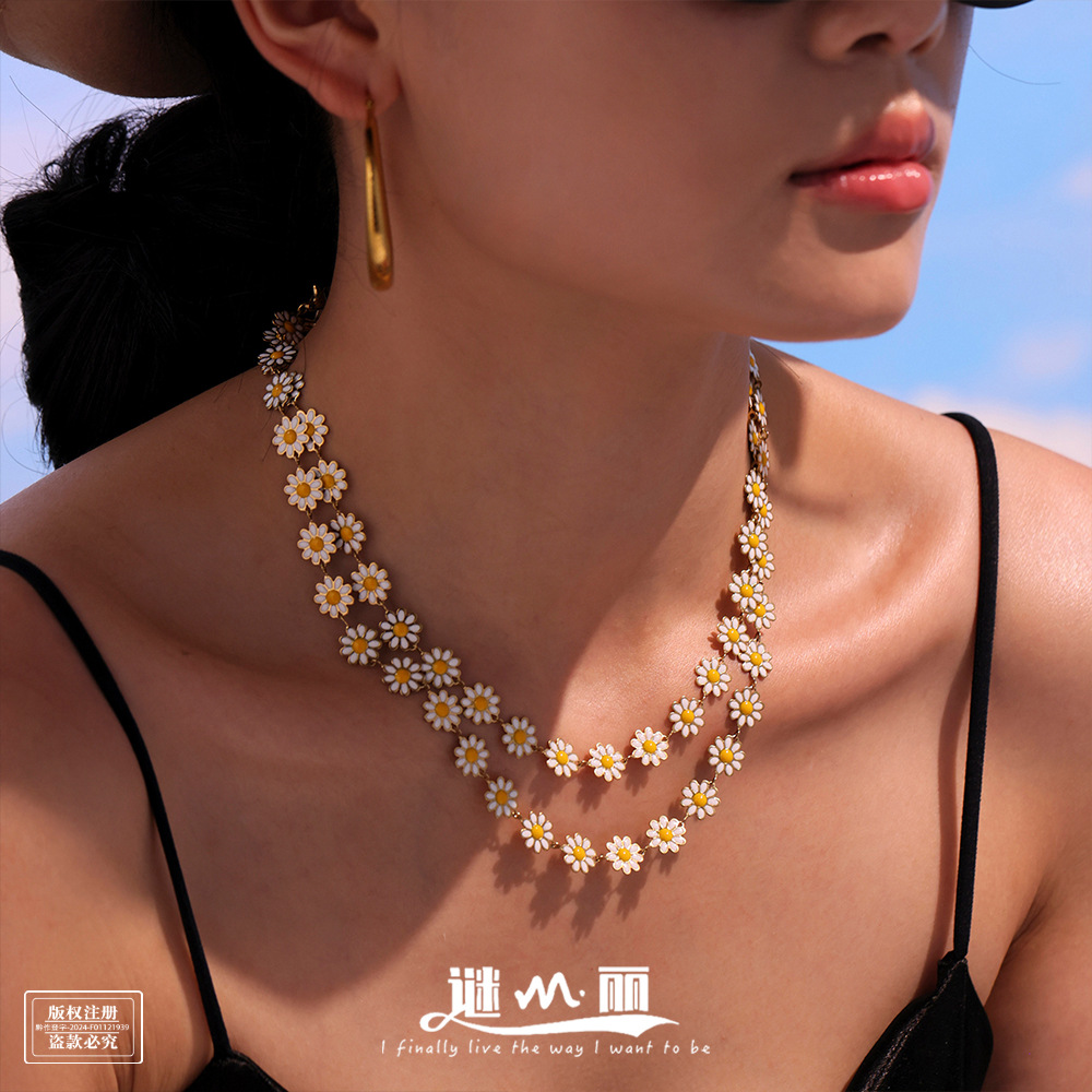 Wholesale Enigma op Oil Flower Necklace Bracelet Anklet Stainless Steel Plated 18k Gold Fashion Jewelry suit in stock