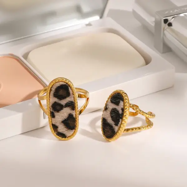 Wholesale 304 Stainless Steel Oval Leopard PVD Coated 18K Real Gold Plated Classic Style Open Rings