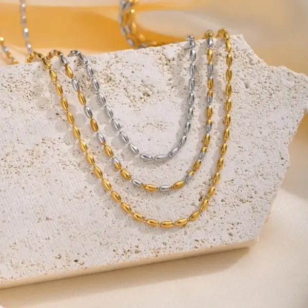 201 Stainless Steel Solid Color PVD Coated Real Gold Plated 18K Gold Basic Simple Style Waterproof Non Tarnish Olive Bead Necklace Necklace