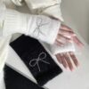 oly-39abce8aae589100ea1e8bf599c2e6ce Wholesale Homemade Imitation Mink Hair Half Finger Gloves Bow Hot Drilling Warm Cute Finger Leakage Cold-proof Warm Finger Set Student Women