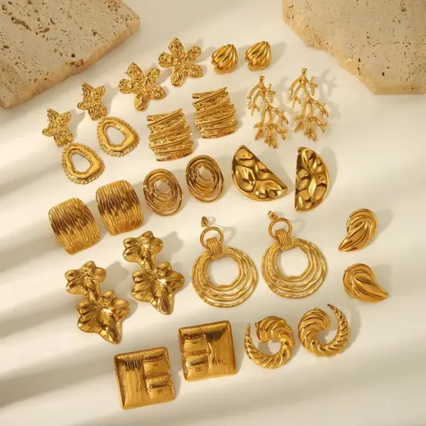 Wholesale 201 Stainless Steel 304 Stainless Steel Horns Coral Electroplating Stone-Free Imitation Gold Streetwear Plating Ear Studs