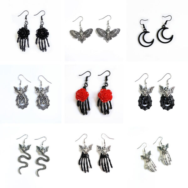 Wholesale Crossborder gothic skeleton, bat, snake, spider, moon, rose, moth, earring neutral punk