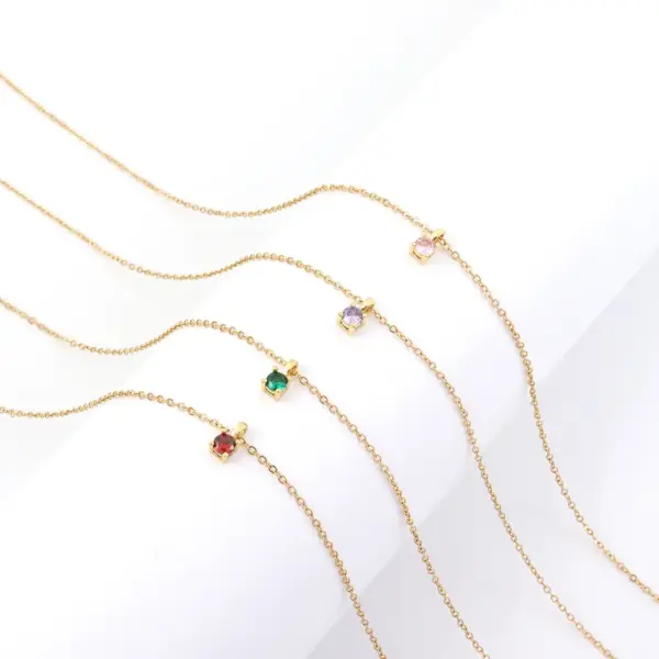Wholesale PVD Coated Real Gold Plated Square 201 Stainless Steel Artificial Crystal Elegant Simple Style Classic Style Waterproof Non Tarnish 201 Stainless Steel Pendant Necklace