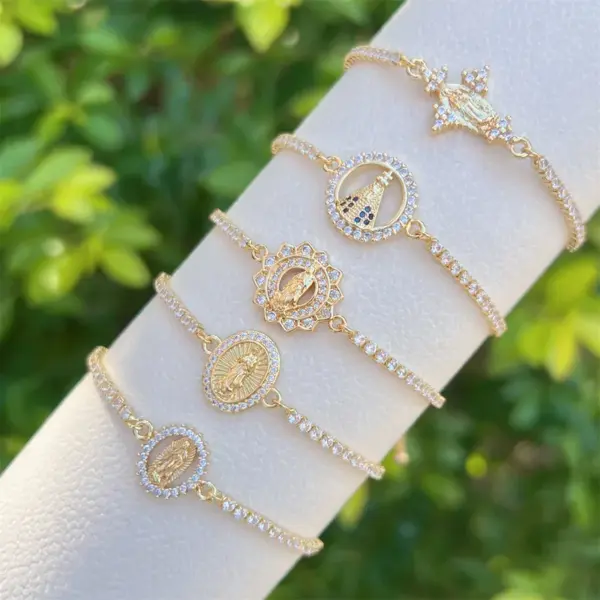 Wholesale Jewelry Elegant Luxurious Faith Virgin Mary Copper Bracelets