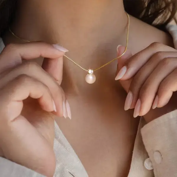 Wholesale 304 Stainless Steel Solid Color PVD Coated Pearl 18K Real Gold Plated Simple Style Classic Style Waterproof Non Tarnish Micro Super Whisper Thin Chain Lobster Trigger Clasp Closure Gold Pendant Necklace