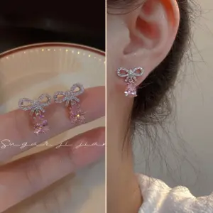 1# Sweet Pink Zircon Bow Stud Earrings (Sterling Silver Needle Copper Board)