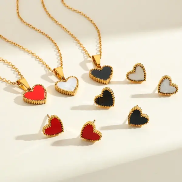Wholesale Elegant Vintage Heart Shell Necklace Earring Jewelry Set Stainless Steel Gold Plated Cable Chain Classic Style For Women