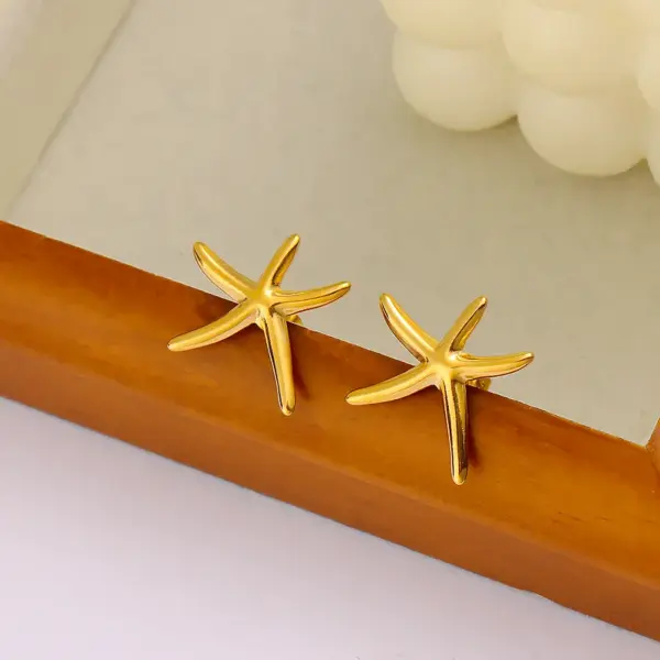 Wholesale 304 Stainless Steel Starfish PVD Coated 18K Gold Real Gold Plated French Style Marine Style Waterproof Non Tarnish Gold Ear Studs