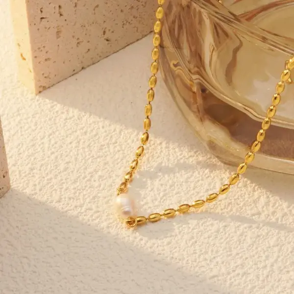 Wholesale 304 Stainless Steel Freshwater Pearl Geometric Ion Plating (IP) Pearl 18K Gold Plated Simple Style Classic Style Streetwear Waterproof Non Tarnish Inlay Jewelry Set