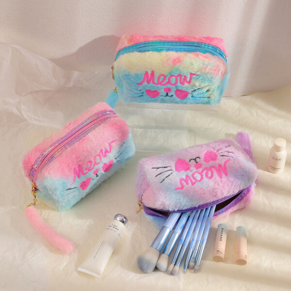 Wholesale Cartoon embroidered plush cosmetic bag autumn and winter