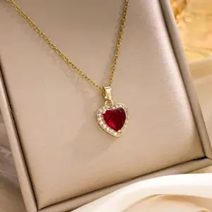 XL727 Big Red Heart Necklace / Gold