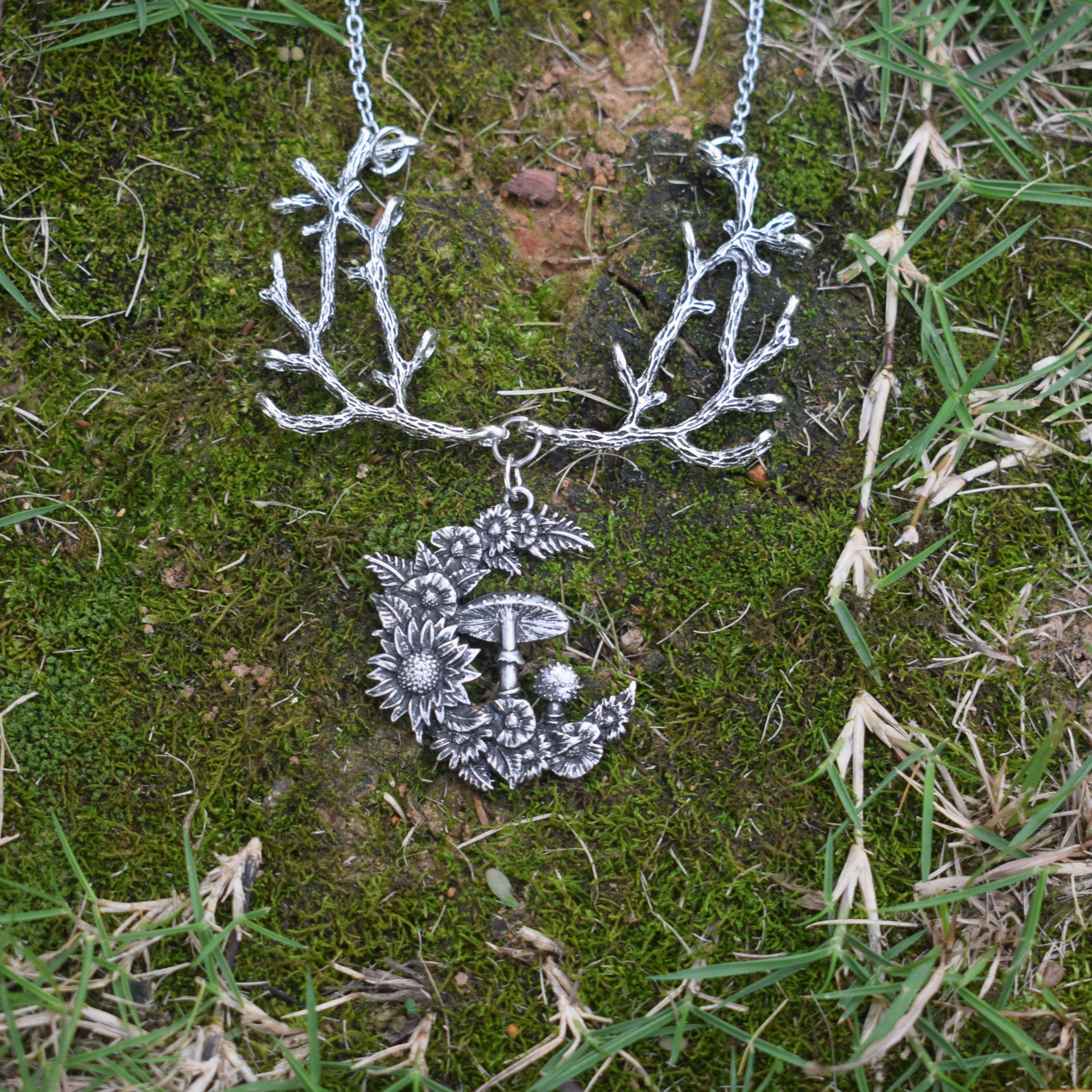 Wholesale Witch Forest Branch Flower Moon Mushroom Necklace Earrings Aessories Bodhi Jinhua