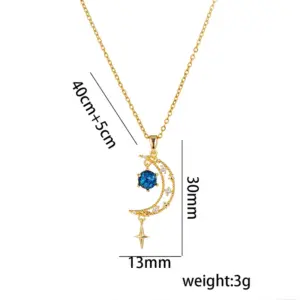 359 Little Star Moon Necklace / Gold
