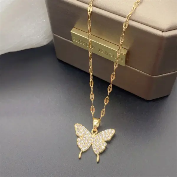 Wholesale PVD Coated Real Gold Plated Butterfly Stainless Steel Fashion Waterproof Non Tarnish Necklace