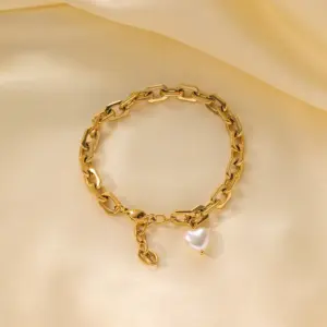 Qye81 Chain Pearl Bracelet / Gold