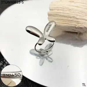 009 / size 8