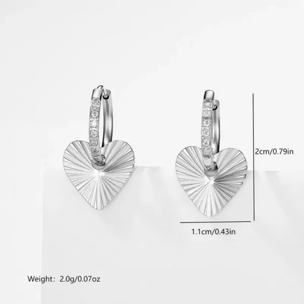 Wholesale Elegant Heart Shaped Stainless Steel Earrings With Embedded Diamonds Women's Fashion Jewelry Studs Classic Artistic Style