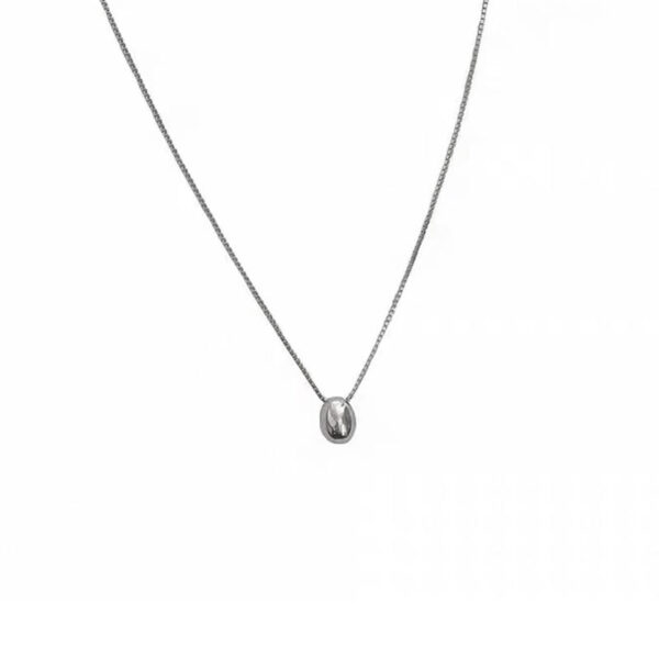 Wholesale Zhengheng S925 Sterling Silver Small Silver Bean Clavicle Chain Necklace for Women K-Style Accessible Luxury Niche Design 2025 New Popular