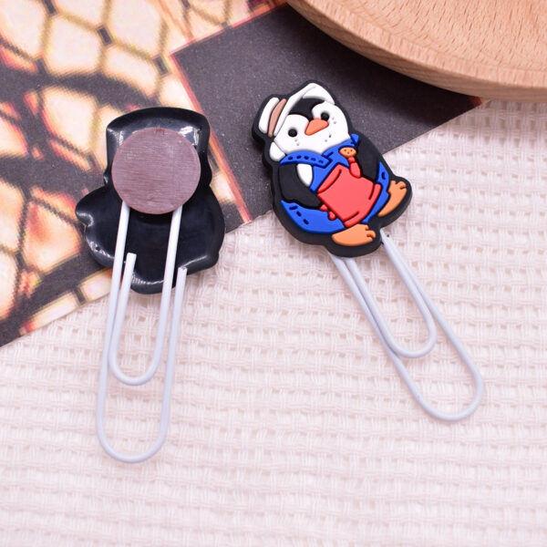 oly-3bfd60dc51d0bbb2055cfa42d723b817 Wholesale Random 50pcs Cartoon Antarctic Penguin Student Paper Clip Bookmark