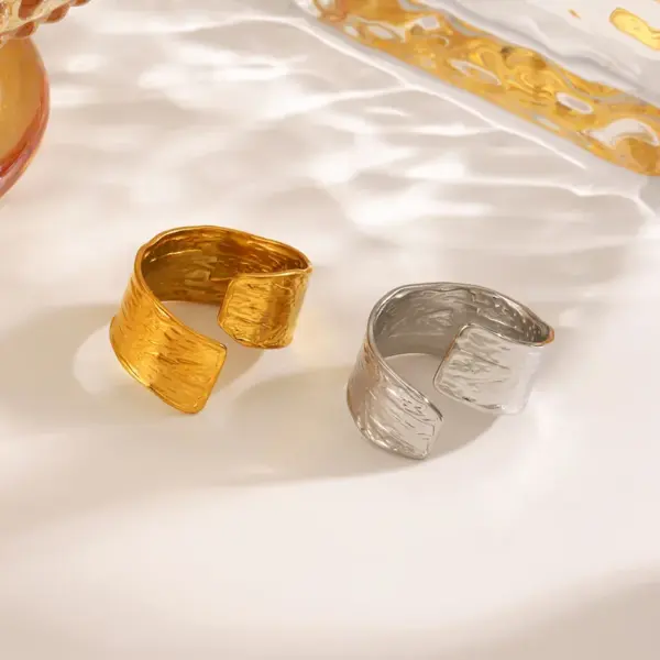 Wholesale Ion Plating (IP) 18K Gold Plated Geometric 304 Stainless Steel Vintage Style Commute Waterproof Non Tarnish Open Rings