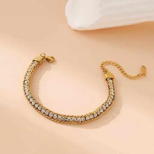Wholesale Elegant Glam Simple Style Geometric 304 Stainless Steel 18K Gold Plated Rhinestones Bracelets In Bulk