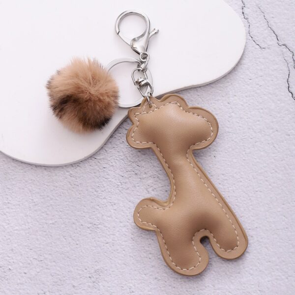 Wholesale Casual Cartoon Pu Leather Giraffe Keychain Cute Bag Pendant Couple Key Chain Car Lock Buckle