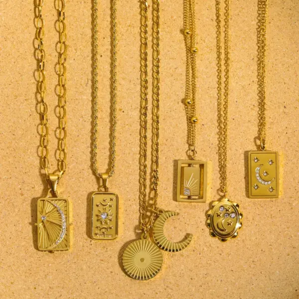 Wholesale Fashion Sun Moon 201 Stainless Steel Copper Plating Shell Necklace