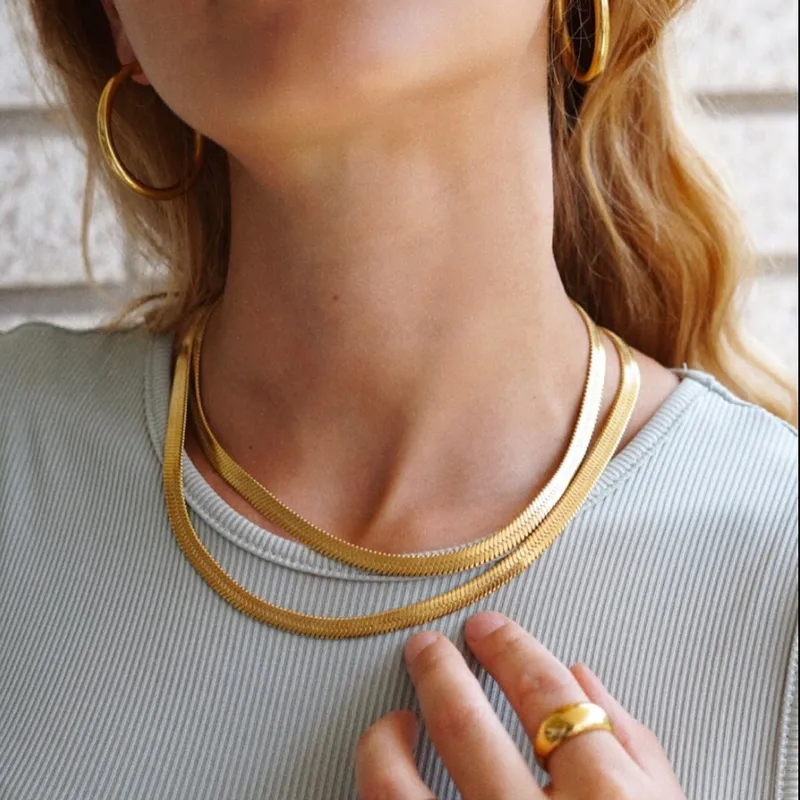 Wholesale Blade Solid Color Snake Titanium Steel Fashion Necklace