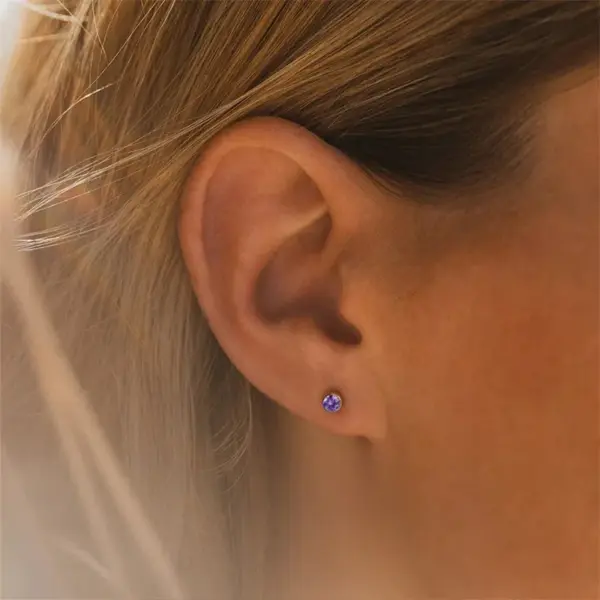 Wholesale Simple Style Round Inlay Stainless Steel Rhinestones 14K Gold Plated Ear Studs