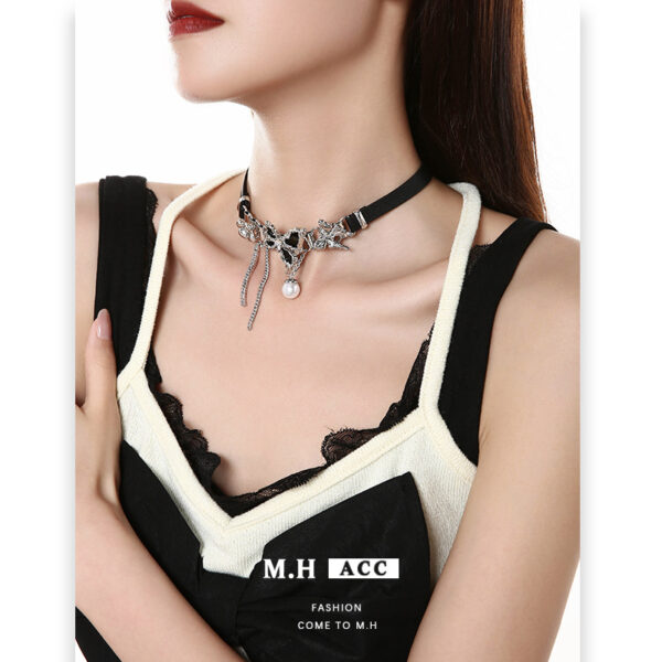 oly-3c94c2bcee4502711b0c2466c6368db3 Wholesale Black Butterfly Collar Women's Wholesale All-match Niche High-end Light Luxury Necklace Hip-hop Spice Girl Personality Pearl Necklace