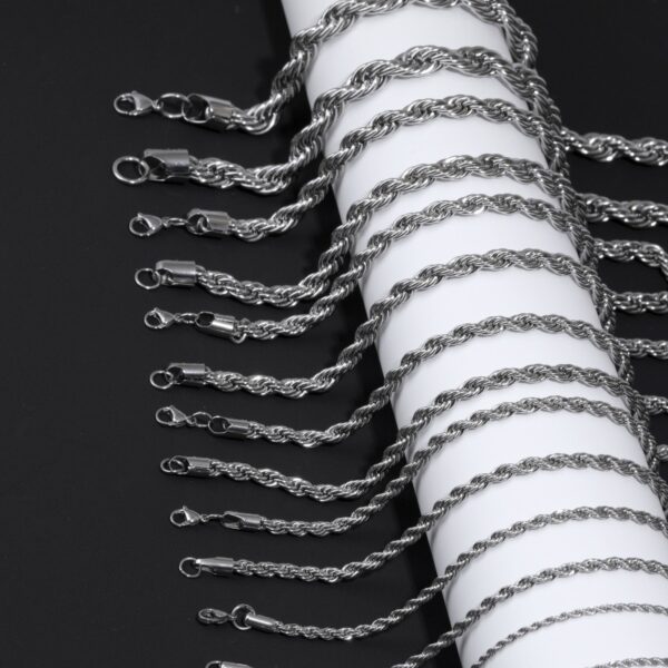 Wholesale European and American stainless steel twist chain fashion titanium steel necklace sweater chain men's domineering women's clavicle necklace