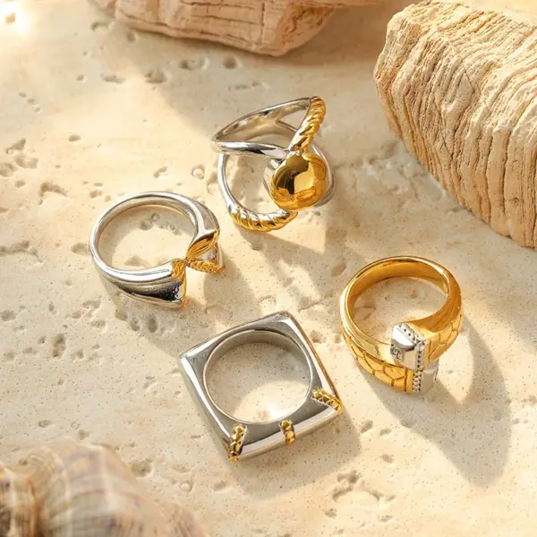 Wholesale Ion Plating (IP) 14K Gold Real Gold Plated Geometric 304 Stainless Steel Hip-Hop Roman Style Commute Waterproof Non Tarnish Rings