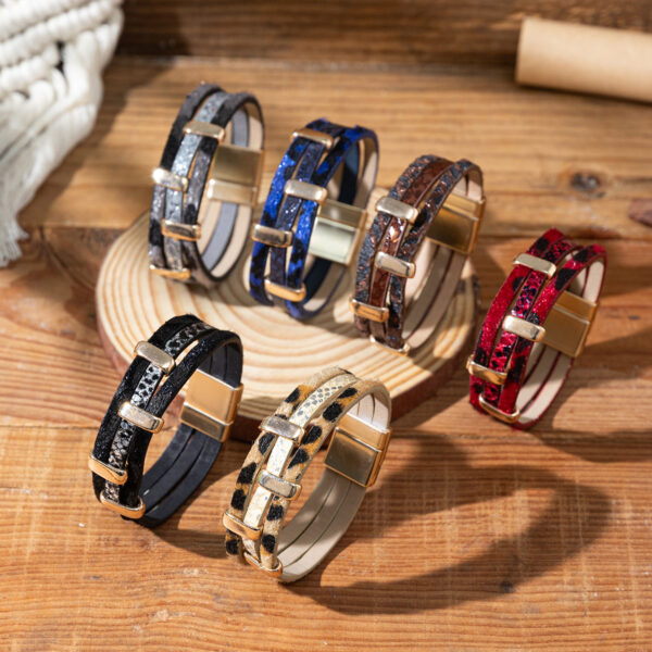 oly-3cf215ecfff7dcefcdd10224a0aa1b88 Wholesale Snake patterned three-layer wide leather bracelet