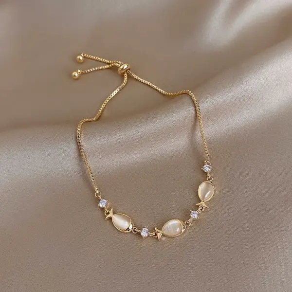 Wholesale Jewelry Sweet Fish Copper Cat's Eye Stone Zircon Plating Inlay Box Chain Bracelets