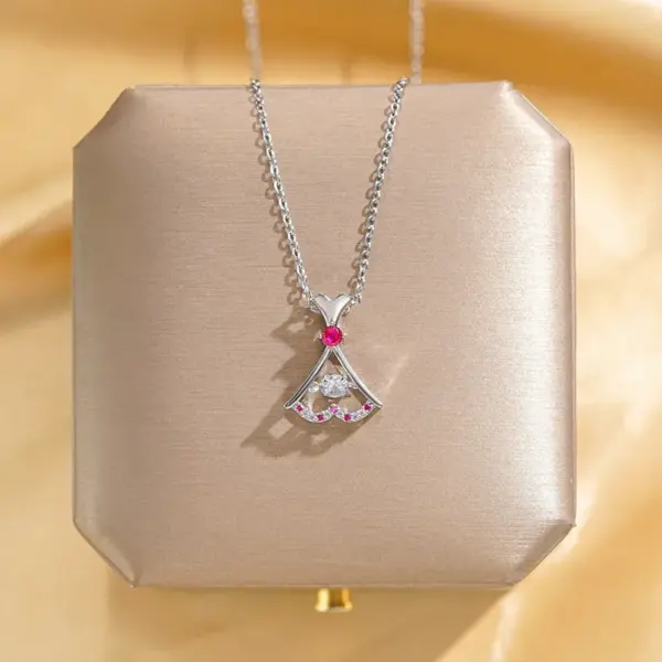 Wholesale 304 Stainless Steel Copper Solid Color Water Plating Zircon White K Plated Elegant Glam Plating Inlay Silver Pendant Necklace