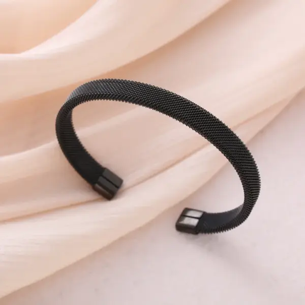 Wholesale C Shape Solid Color Stainless Steel INS Style Simple Style Cuff Bracelets
