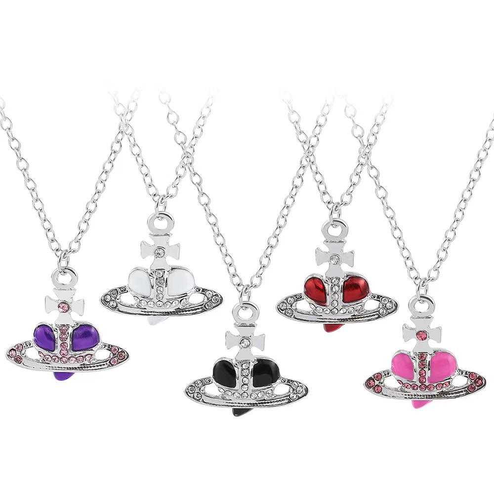 Wholesale Amazon Cross-border Western Queen Mother Baked Lacquer Love Rhinestone Necklace Personality All-match Flash Diamond Necklace Aessories